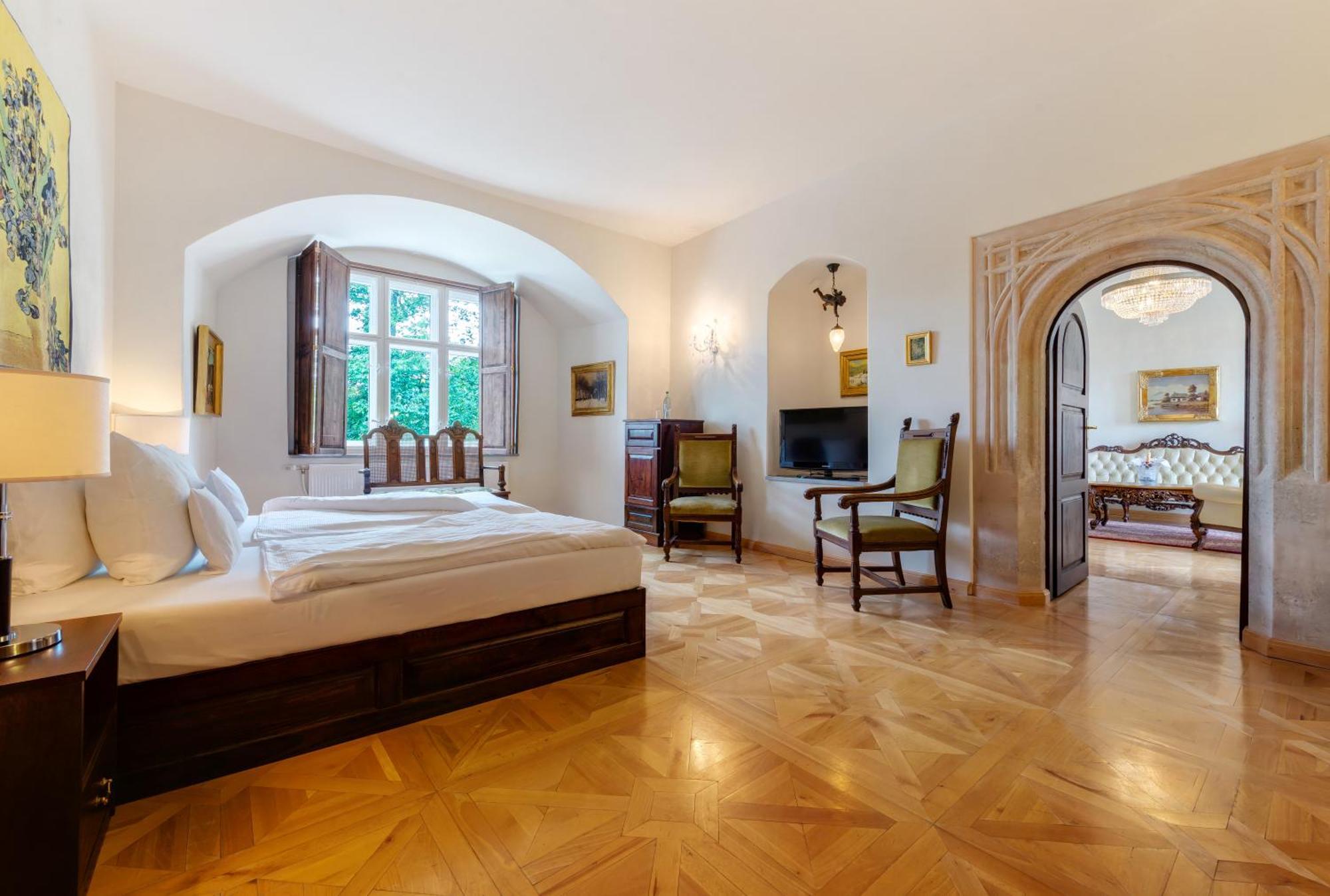 Schloss Purschenstein Нойхаузен Стая снимка